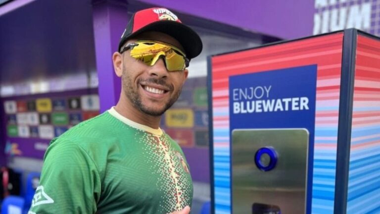 Desert Vipers Partner with Bluewater to Bowl Out Plastic Bottles at DP World ILT20