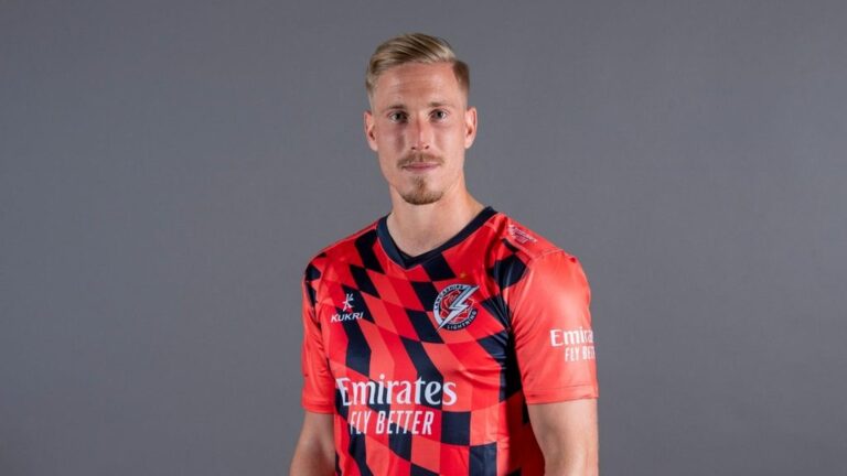 Luke Wood to replace the injured Tymal Mills in the Desert Vipers squad, Wood expected to join squad on January 26