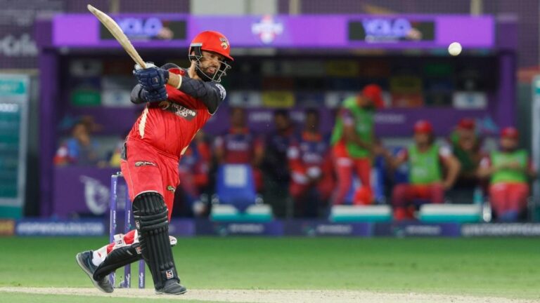 Rohan Mustafa’s all-round performance in vain as Desert Vipers go down to Dubai Capitals in a thriller