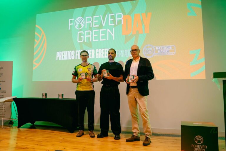 Desert Vipers win the Biodiversity Award at the 2026 Forever Green Awards